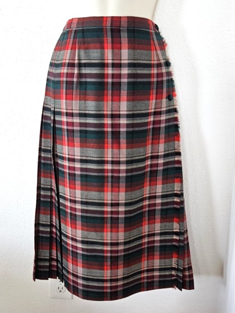Vintage Aljean Canada Tartan Plaid Pleated Virgin Wool Wrap Skirt Size XS